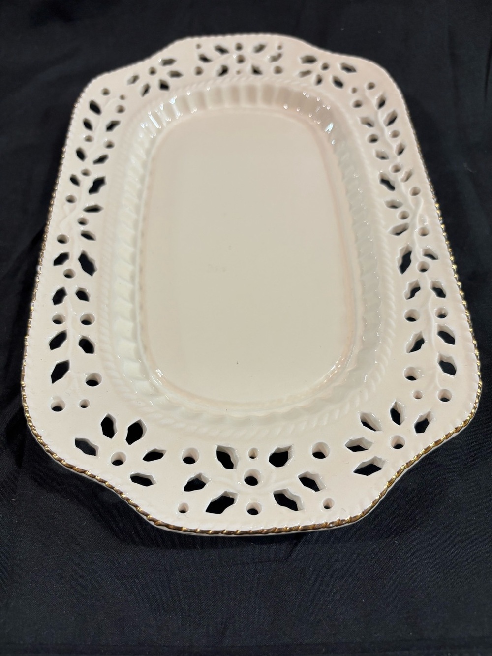 BAUM BROTHERS FORMALITIES VINTAGE BREAD PLATE SERVING EUC